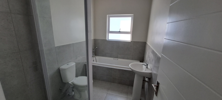 2 Bedroom Property for Sale in Lampiesbaai Western Cape